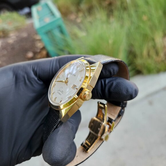 (sale)Bulova Frank Sinatra Fly Me to The MoonWristwatch - Picture 3 of 7